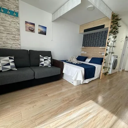 Loft Con Bonitas Vistas En 베날마데나코스타