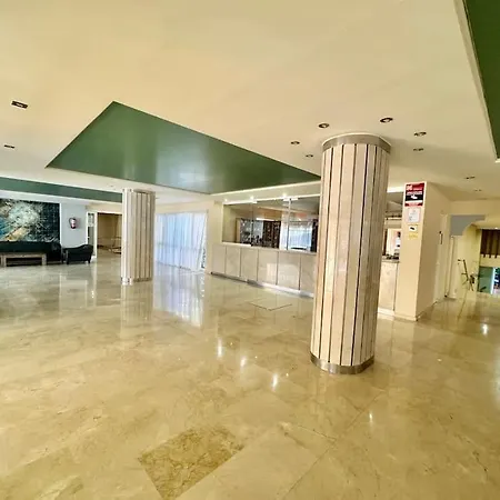 Loft Con Bonitas Vistas En * 베날마데나코스타