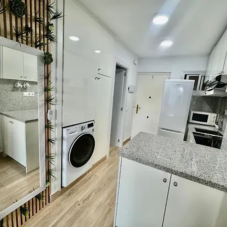 Loft Con Bonitas Vistas En 아파트 베날마데나코스타
